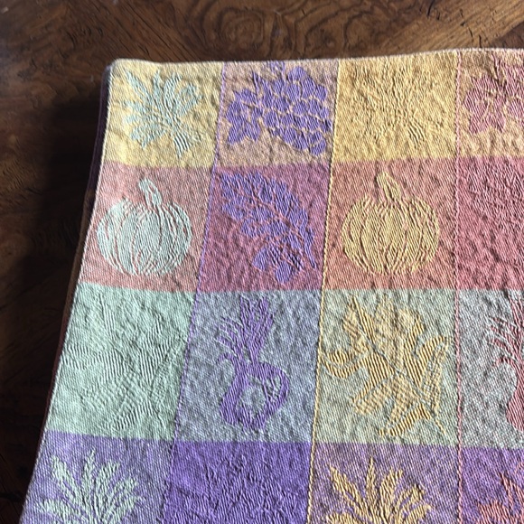 Fall themed set of 4 placemats 100% cotton  NWOT - Picture 2 of 8